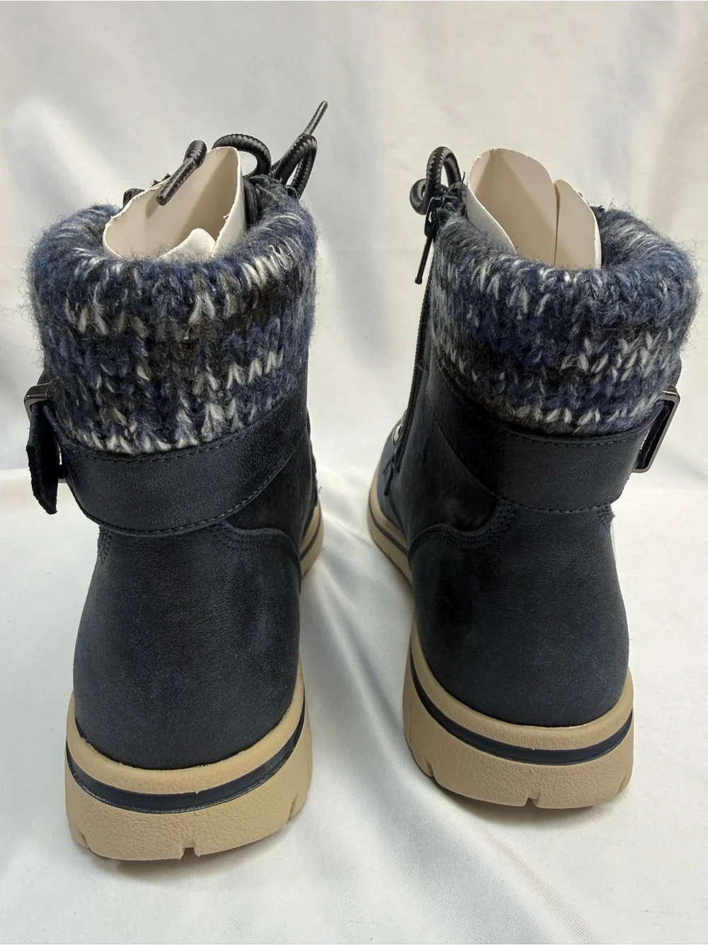 NEW CLIFFS BY WHITE MOUNTAIN Navy Boots With Fabric Hearten Size 8 Retail $85